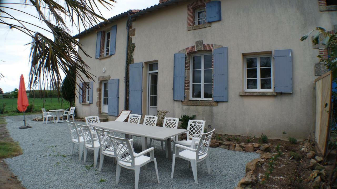 Вилла Le Beugnon La Pommeraie-sur-Sevre Экстерьер фото