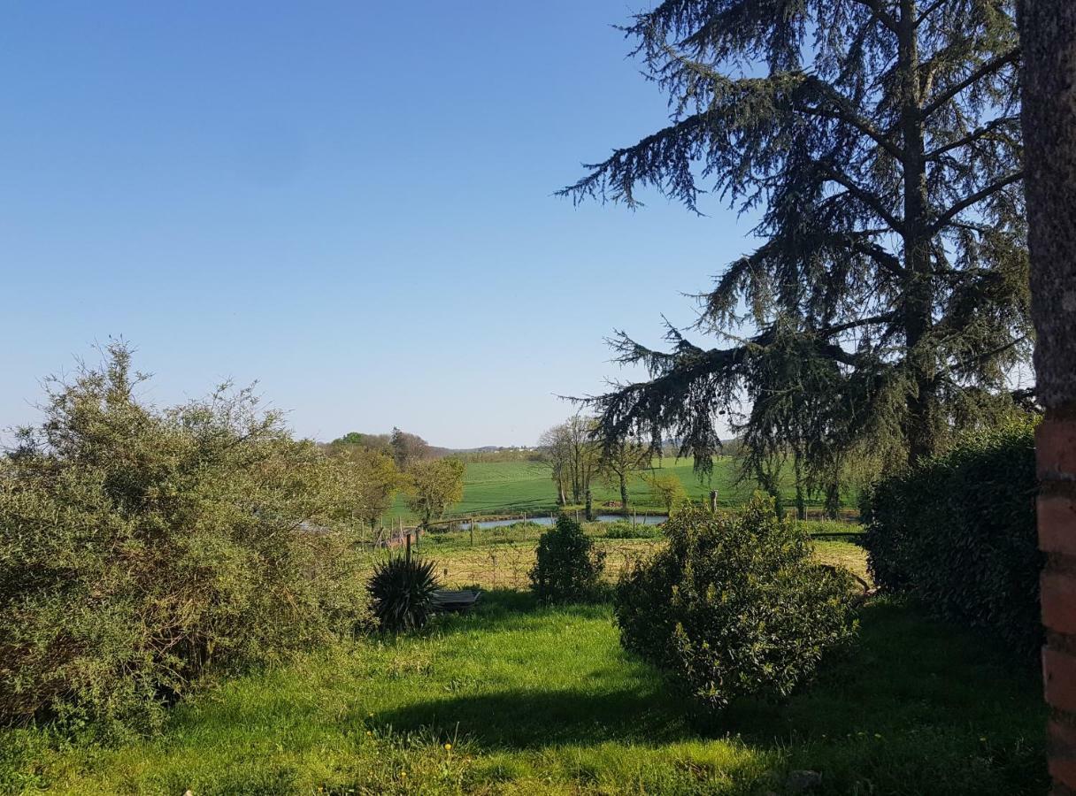 Вилла Le Beugnon La Pommeraie-sur-Sevre Экстерьер фото